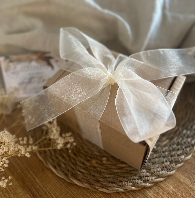 Gift Wrapping